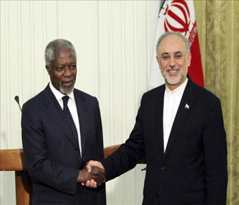 Annan se encuentra con Salehí y cuenta con la bendición iraní