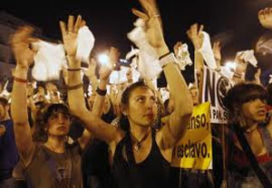 Los indignados vuelven a protestar en Espa&ntildea