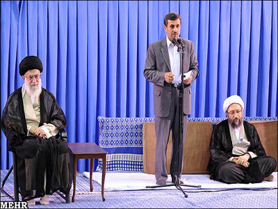 Imam Khaminei en la recepción de funcionarios de la república islámica