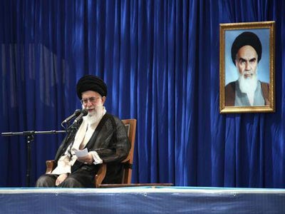 Gran Ayatolá Khaminei en el aniversario del fallecimiento del Imam Khomeini
