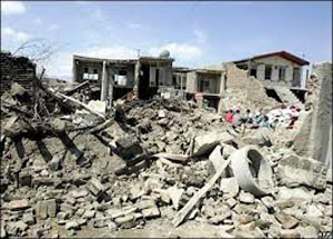 Asciende a 306 el n&uacutemero de muertos por los terremotos en Ir&aacuten