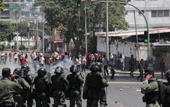 Novena jornada consecutiva de protestas y disturbios en Colón