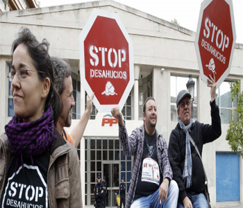 El PP y el PSOE escenifican en el Senado su desacuerdo sobre los desahucios