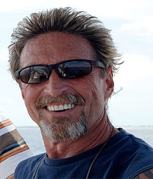 Buscan al pionero de los antivirus John McAfee por la muerte de un hombre