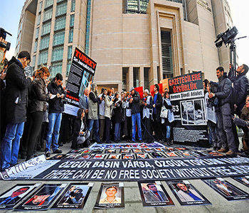 «En Turqu&iacutea ya no matan a los periodistas, pero los entierran en vida» parte 1