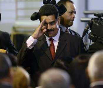 Maduro viaja a Cuba