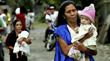 Ascienden a más de 200 los muertos por tifón en Filipinas