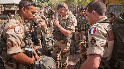 La resistencia de los rebeldes en Malí sorprende a las fuerzas francesas