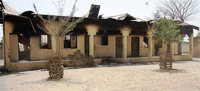 Ataque contra escuela en Nigeria, deja 42 muertos