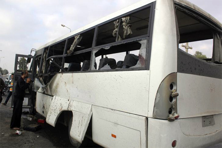 Coche bomba mata a diez soldados en el Sinaí
