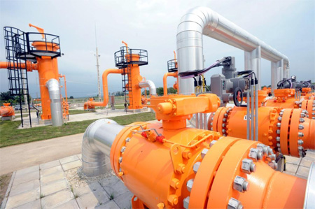 La empresa húngara FGSZ suspende el suministro de gas a Ucrania