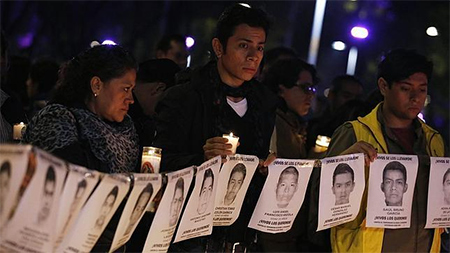 Sigue la búsqueda de los 43 estudiantes desaparecidos en Mexico