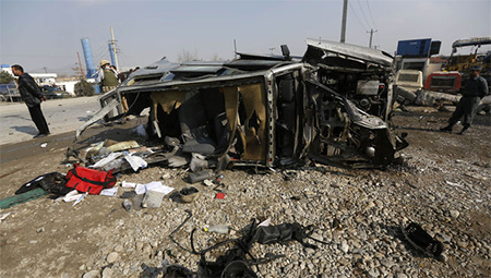 Talibán reivindica la autoría del atentado suicida en Kabul