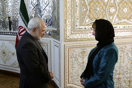 Zarif califica de constructivos, diálogos con Ashton