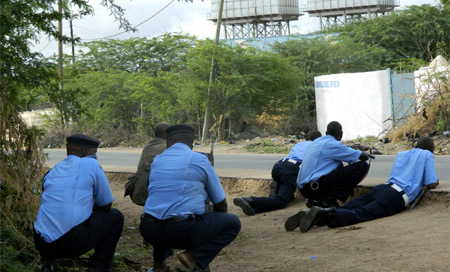 Kenia: Dos muertos en un ataque a una universidad
