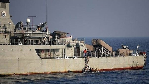 Buques de la Marina Iraní se dirigen al Golfo de Adén