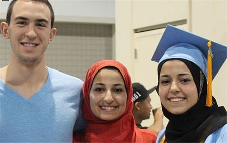 Tres estudiantes musulmanes asesinados a tiros en EEUU