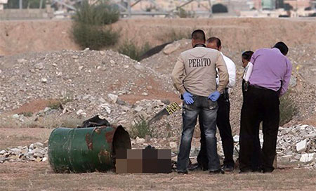 Encuentran cadáveres de dos personas cerca de Juárez