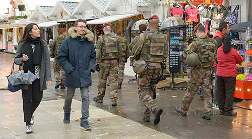 Manuel Valls alerta de nuevos atentados en el futuro y más pérdidas humanas