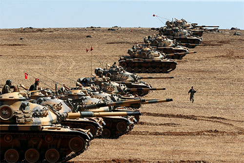 Fuerzas turcas abren fuego contra civiles que escapan de los avances de Daesh