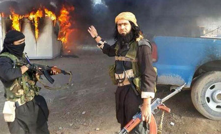 Daesh quema vivos a nueve de sus miembros en Mosul