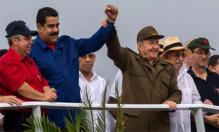 Castro felicita a Maduro la Asamblea Constituyente