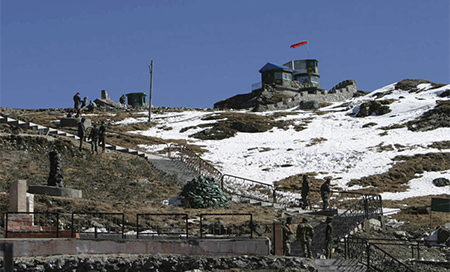 China y la India acuerdan poner fin a la disputa fronteriza en el Himalaya