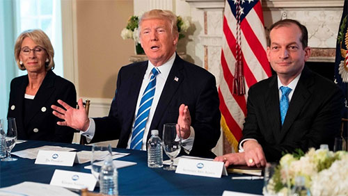 Estados Unidos no descarta una opción militar contra Venezuela