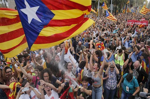 Los independentistas ganan en las elecciones catalanas