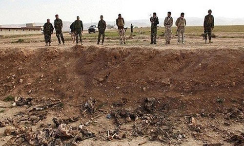 Hallan dos fosas comunes en zona liberada de Daesh