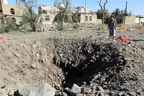 La aviación de la agresión saudí bombardea una cárcel en la capital de Yemen