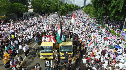 Indonesia sale en defensa de Palestina