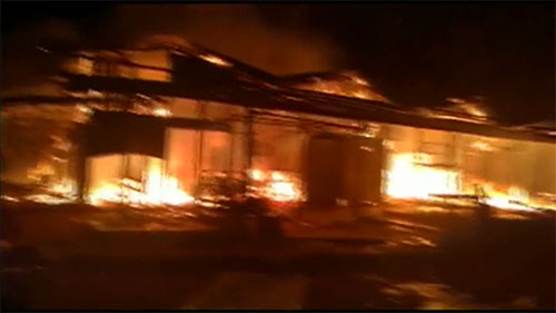 Un incendio calcina un mercado en Bolivia