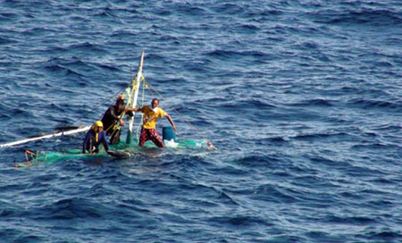 Un grupo armado mata a 8 pescadores en el suroeste de Filipinas