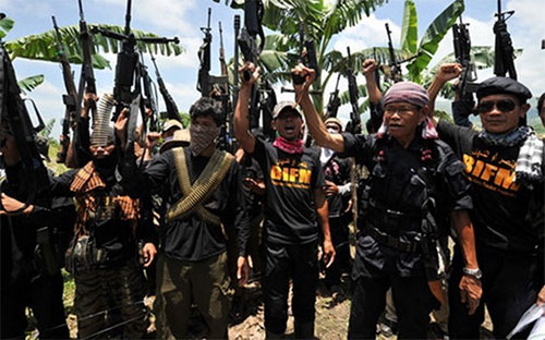 Un centenar de hombres armados asaltan una cárcel en el sur de Filipinas