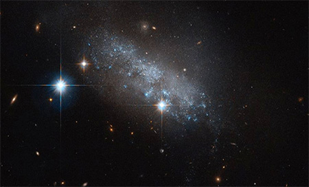 Descubren una nueva galaxia con dos anillos