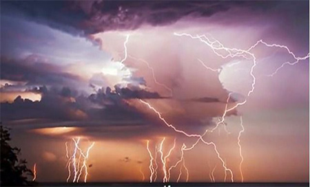 El lago Maracaibo es la zona del planeta más castigada por los rayos
