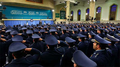 Jamenei: Ningún enemigo puede paralizar a Irán