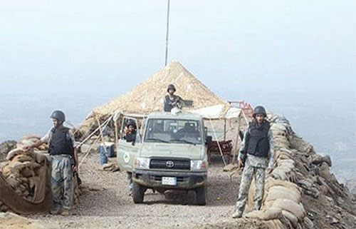 Muere un soldado saudí en enfrentamiento en la frontera con Yemen
