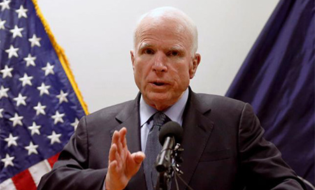 McCain afirma que EEUU está perdiendo la guerra en Afganistán 