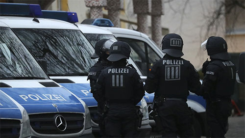Detenido un hombre armado tras irrumpir en una escuela en el sur de Alemania