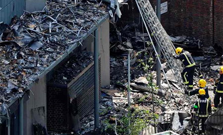 Revelan la causa del incendio de la torre Grenfell 