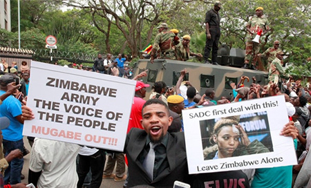 Zimbabue: Militares impiden paso de manifestantes hacia residencia de Mugabe