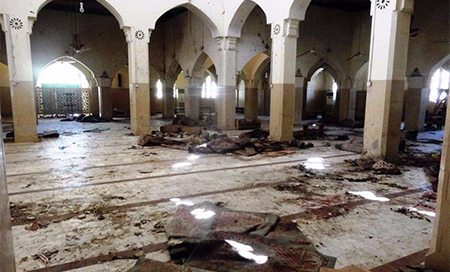 Más de 50 muertos en un atentado contra una mezquita en Nigeria