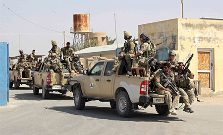 Dos muertos tras enfrentamiento entre policías y guardias privados en Kabul