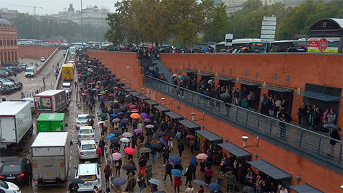La policía desaloja la estación de Atocha en Madrid por falsa alarma