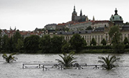 Las inundaciones amenazan el centro histórico de Praga