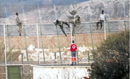 Más de 200 inmigrantes entran a Melilla