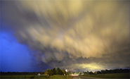 Tormentas y tornados atacan el centro y sur de EEUU