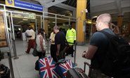Cientos de turistas británicos comienzan a ser evacuados de Kenia